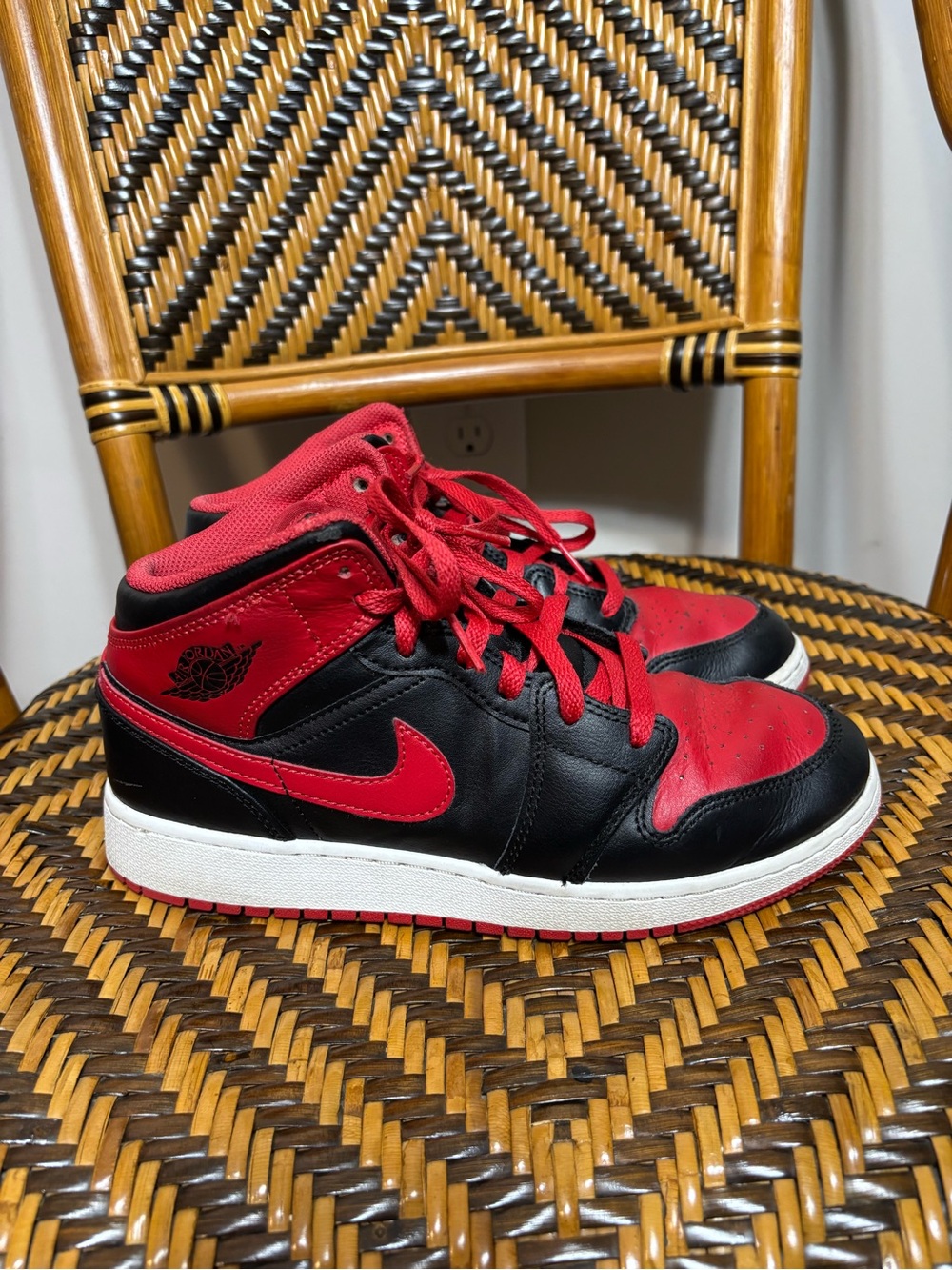 Jordan 1 Mid Alternate Bred GS 6.5Y